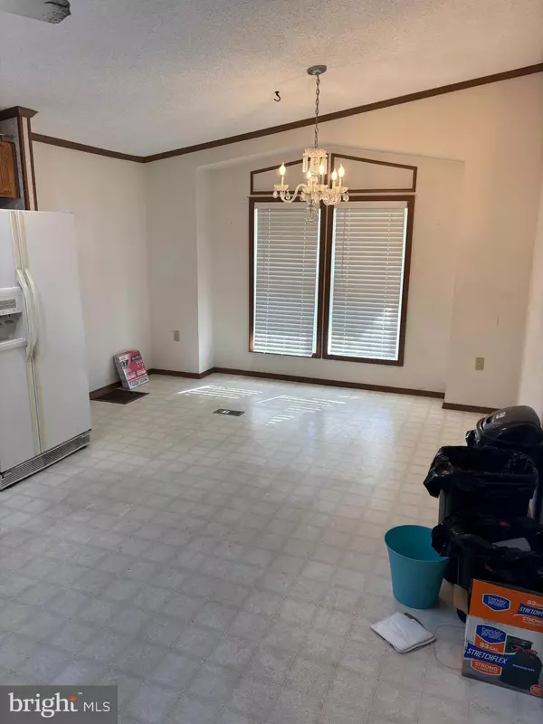 Wilmington, DE 19808,27 LEE DR #621