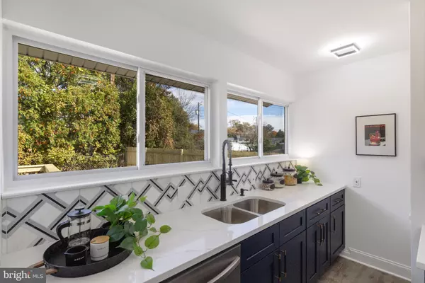 Randallstown, MD 21133,8908 MEADOW HEIGHTS RD