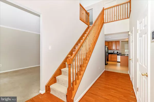 Frederick, MD 21702,102 SUNLIGHT DR