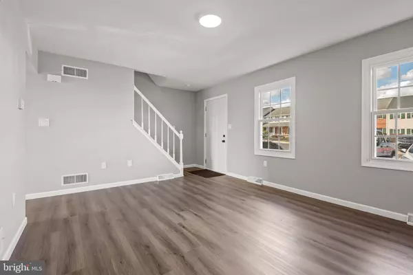 York, PA 17404,240 ROBIN HILL CIR