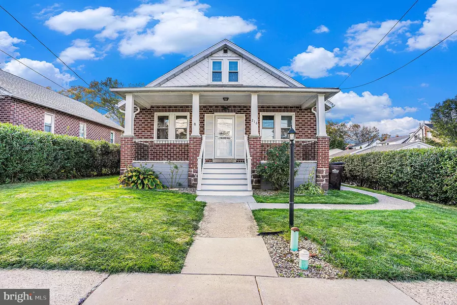 216 S 6TH ST, North Wales, PA 19454