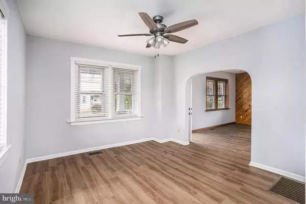 North Wales, PA 19454,216 S 6TH ST