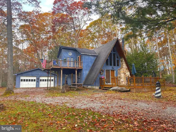 Oakland, MD 21550,1136 BLACK OAK DR