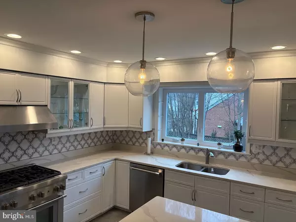 Washington, DC 20016,2866 ARIZONA TER NW