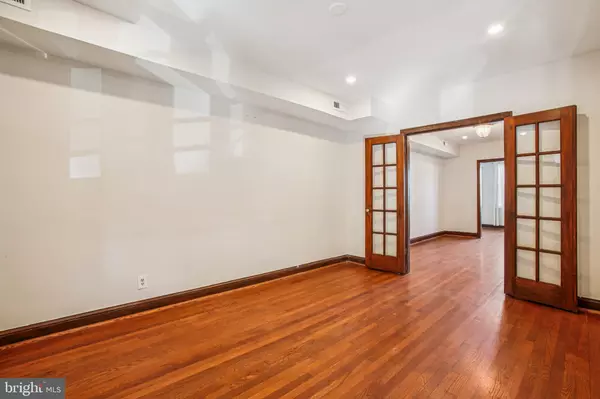 Washington, DC 20002,1618 NE D ST NE