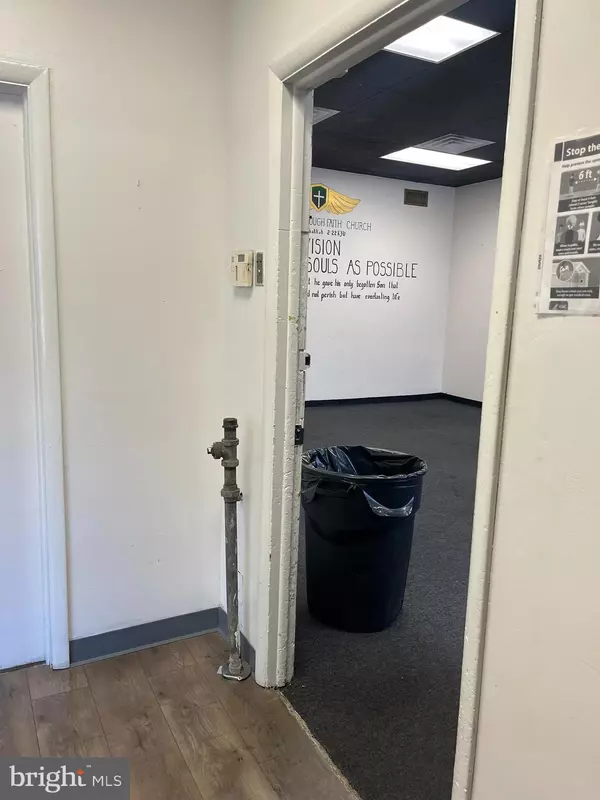 Philadelphia, PA 19141,4800 OLD YORK RD