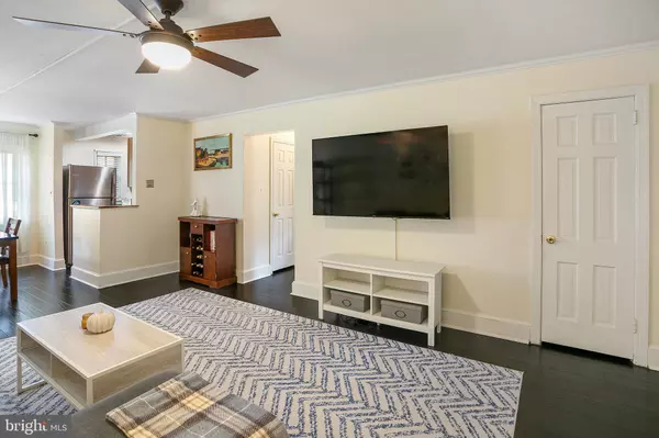 Alexandria, VA 22314,1700 W ABINGDON DR #103