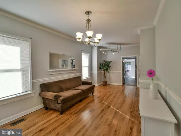 Riverdale, MD 20737,5415 POWHATAN RD