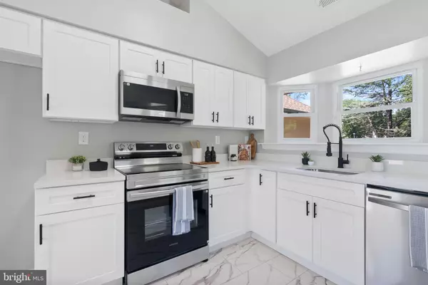 Marlton, NJ 08053,174 GREENBROOK DR