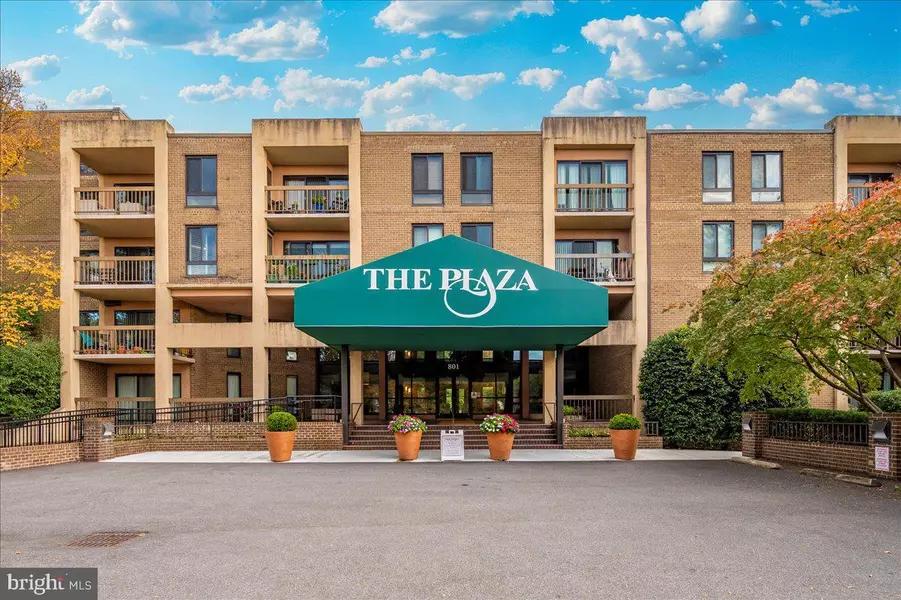 803 N HOWARD ST #152, Alexandria, VA 22304