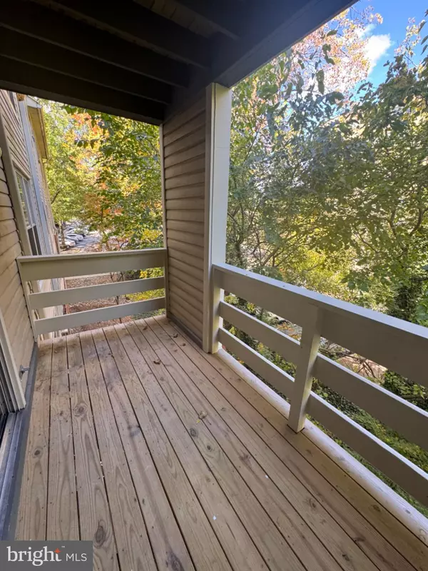 Alexandria, VA 22304,240 S REYNOLDS ST #304