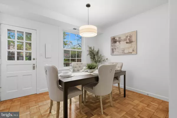 Arlington, VA 22204,1415 S EDGEWOOD ST #458