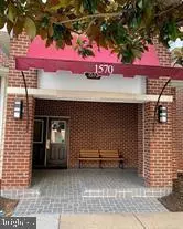 Mclean, VA 22102,1570 SPRING GATE DR #7206