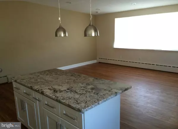 Philadelphia, PA 19128,7224 HILL RD