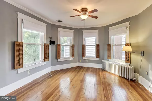 Gaithersburg, MD 20877,19 MARYLAND AVE