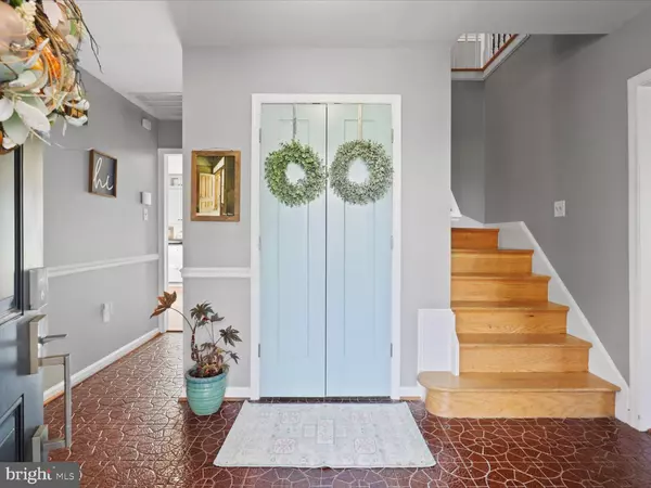 Marshall, VA 20115,9419 RAMEY RD