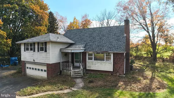 Ambler, PA 19002,422 N WYNDON RD