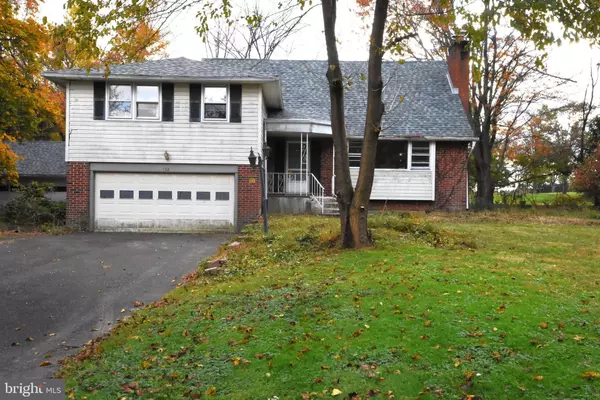 Ambler, PA 19002,422 N WYNDON RD