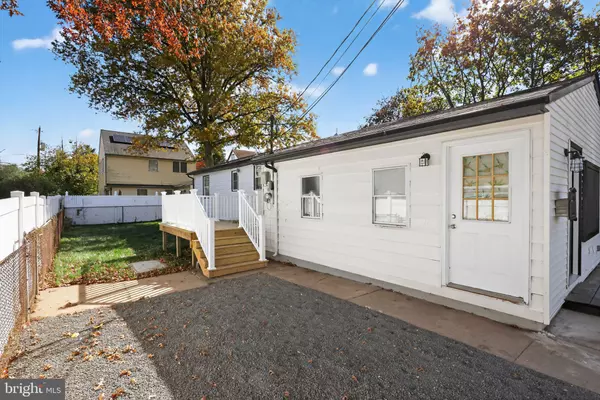 Bristol, PA 19007,440 TRENTON AVE