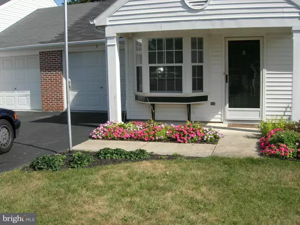 Mechanicsburg, PA 17050,5 FIELDCREST DR