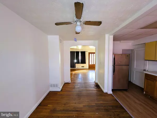 Dundalk, MD 21222,1935 STANHOPE RD