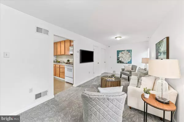 Aston, PA 19014,929 CRYSTLE RD