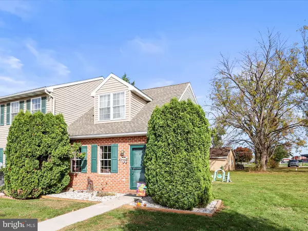 New Oxford, PA 17350,12 FIDDLER DR