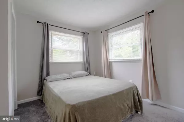 Manassas, VA 20111,7924 MANASSAS DR