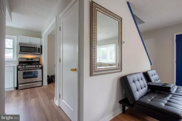 Manassas, VA 20111,7924 MANASSAS DR