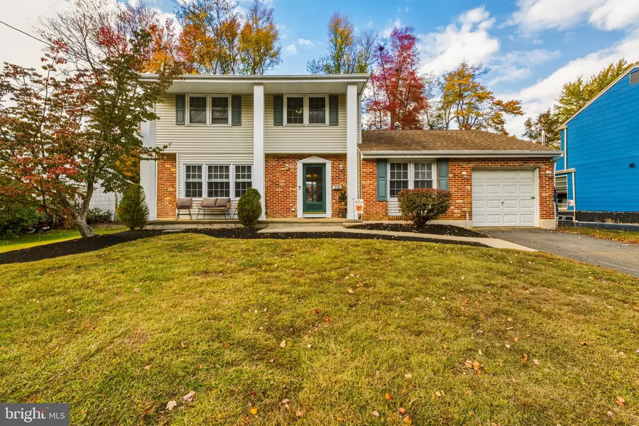 345 IVY DR, Woodbury Heights, NJ 08097