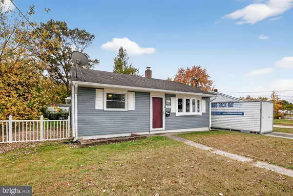 Burlington, NJ 08016,932 MOUNT RD