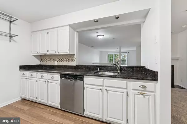 Alexandria, VA 22304,240 S REYNOLDS ST #306