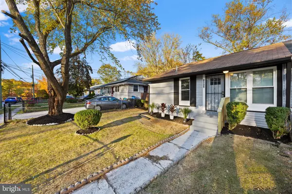 Landover, MD 20785,8135 ALLENDALE DR