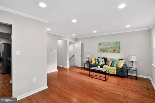 Alexandria, VA 22315,6461 ROCKSHIRE CT