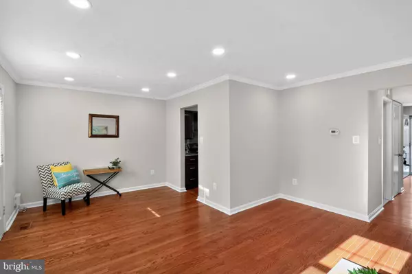 Alexandria, VA 22315,6461 ROCKSHIRE CT