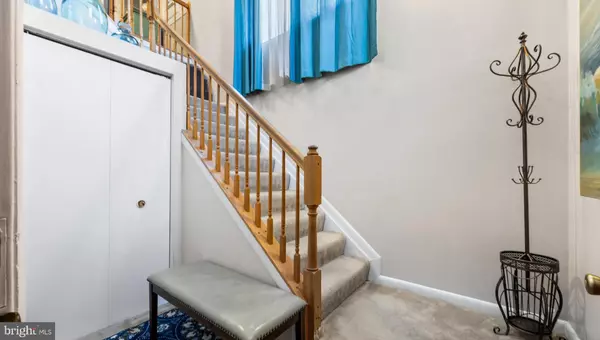 Annapolis, MD 21403,10-L SANDSTONE CT