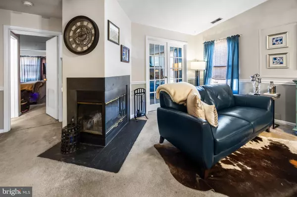 Annapolis, MD 21403,10-L SANDSTONE CT