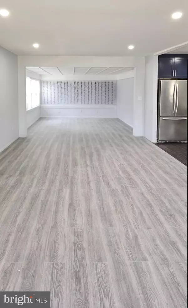 Woodbury, NJ 08096,1029 TATUM ST