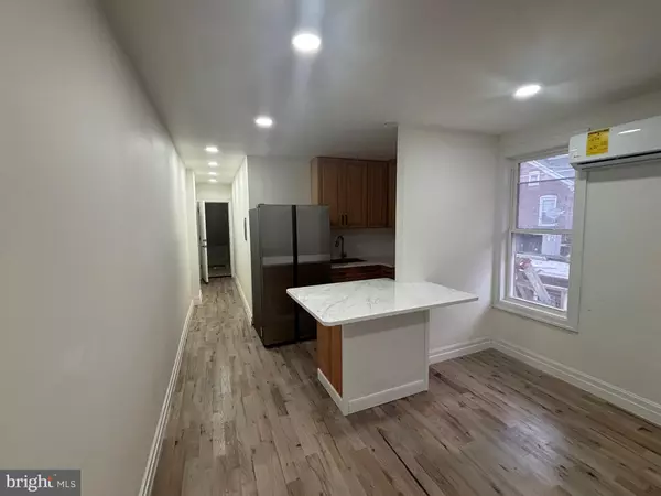 Reading, PA 19604,1120 ELM ST #2R