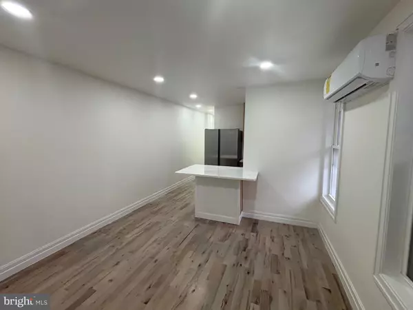 Reading, PA 19604,1120 ELM ST #2R