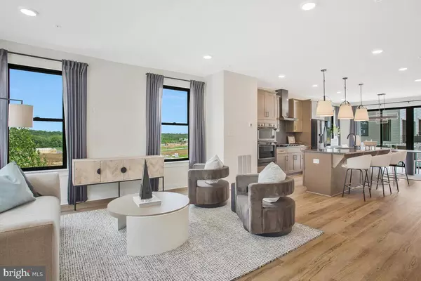 Bowie, MD 20715,5016 HENRY KING WAY WAY #20F