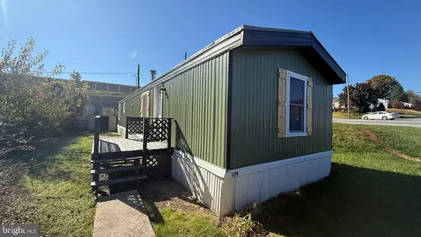 109 EBY LN, Middletown, PA 17057
