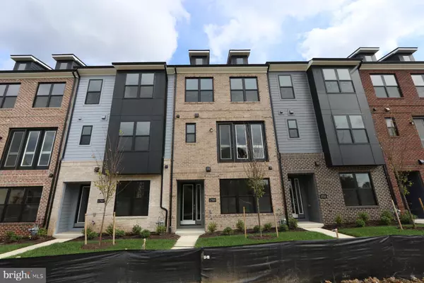 Bowie, MD 20715,17309 HARDISTY WAY ST #5F