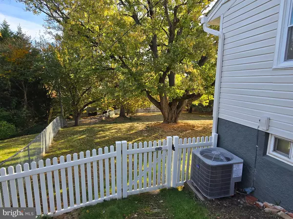 Halethorpe, MD 21227,1803 PALO CIR