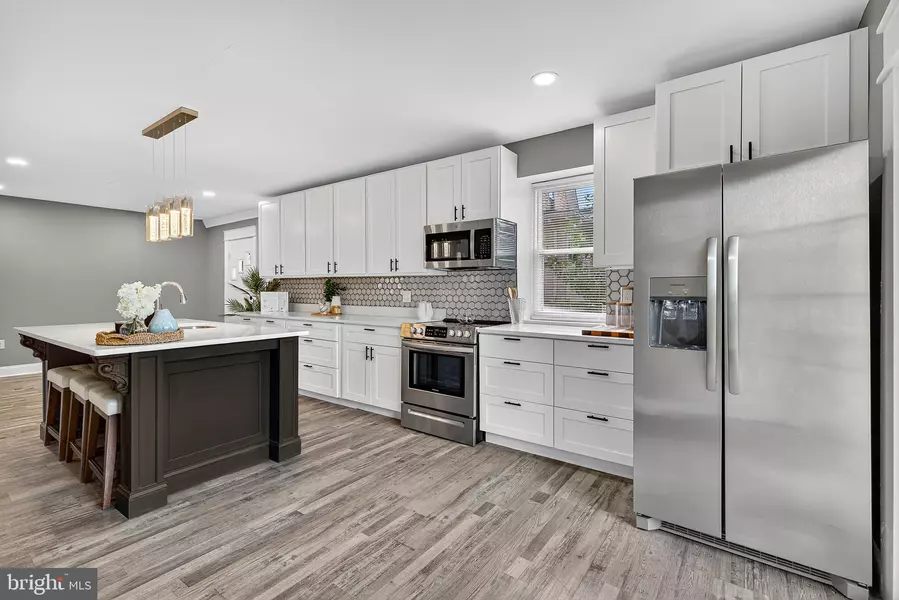 3310 GLEN AVE, Baltimore, MD 21215