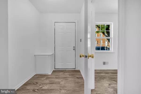 Baltimore, MD 21202,905 N CENTRAL AVE