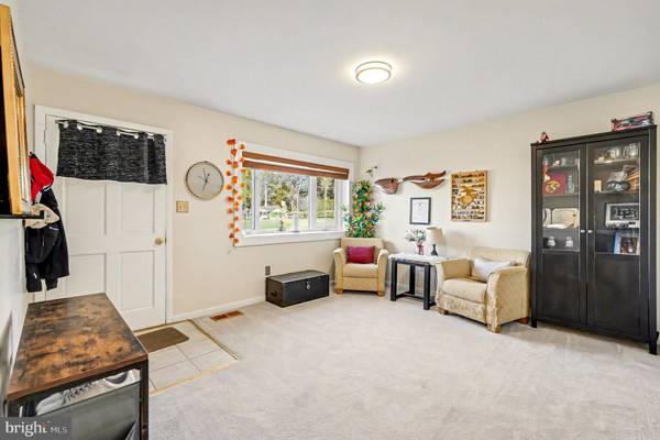 Woodbridge, VA 22193,4111 HOFFMAN DR