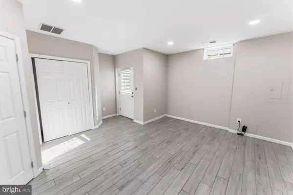 Woodbridge, VA 22191,16782 BLACKJACK OAK LN