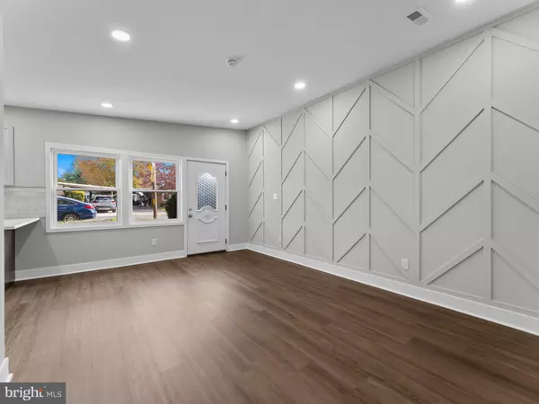 Philadelphia, PA 19115,9314 TROUT RD