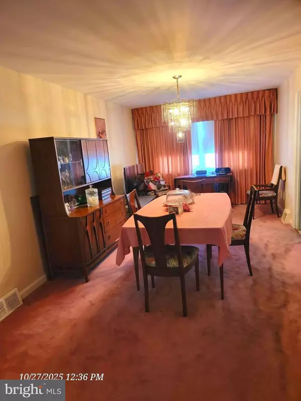 Philadelphia, PA 19150,7917 GILBERT ST